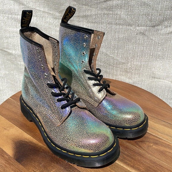 Dr. Martens Women’s 1460 Rainbow Ray Suede Lace Up Boots Size 9 - Picture 3 of 11